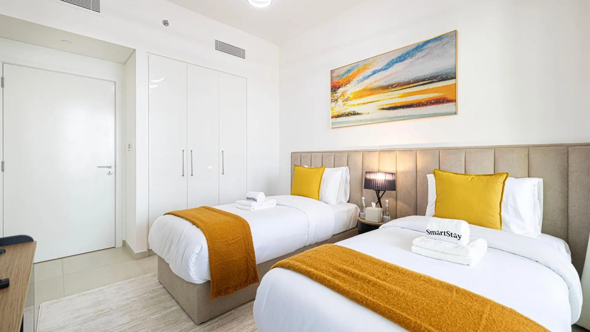 Smartstay At Downtown Views - Best Burj Khalifa View - Brand New Luxury Apartments Dubai United Arab Emirates