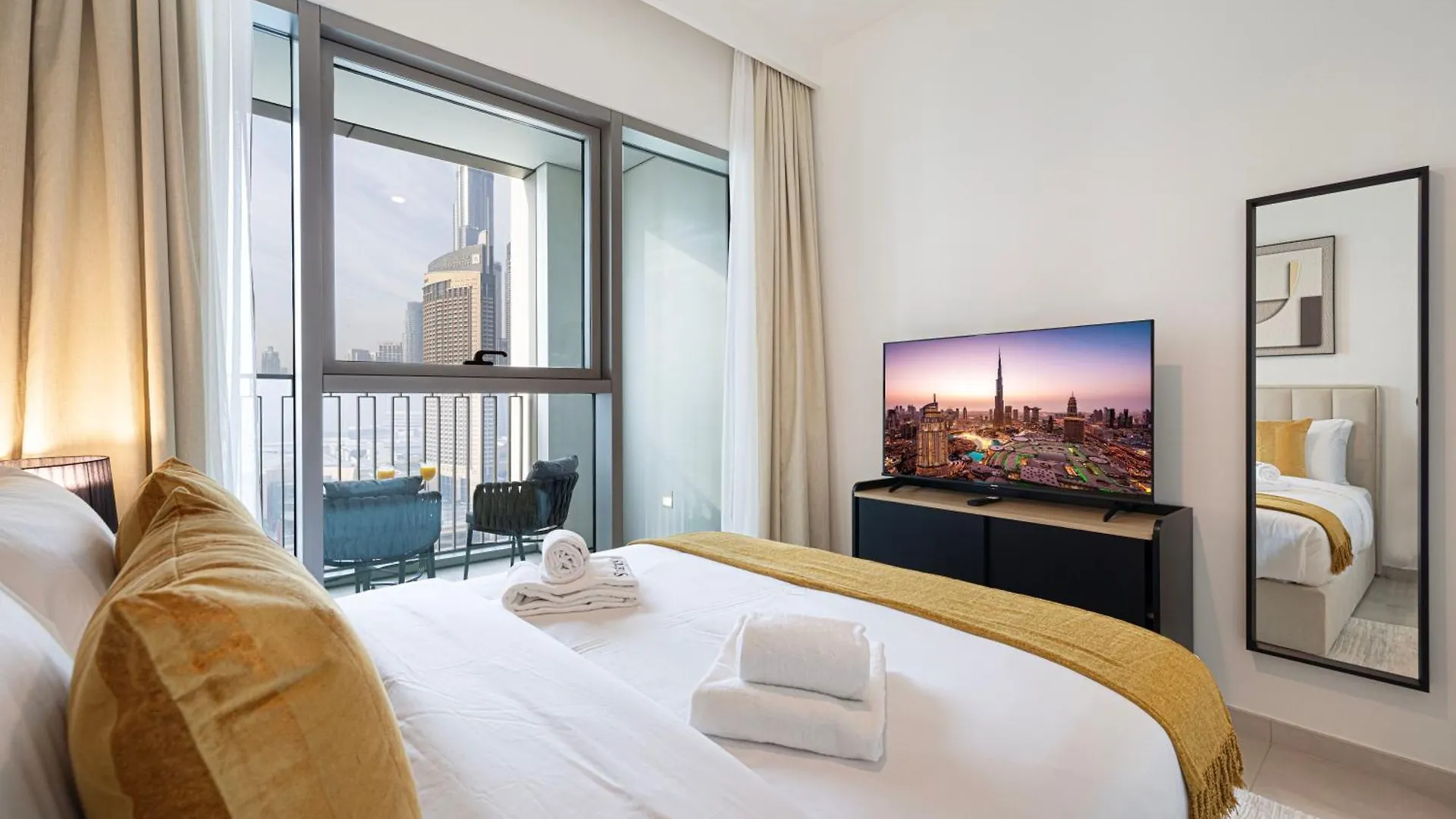 Smartstay At Downtown Views - Best Burj Khalifa View - Brand New Luxury Apartments Dubai United Arab Emirates