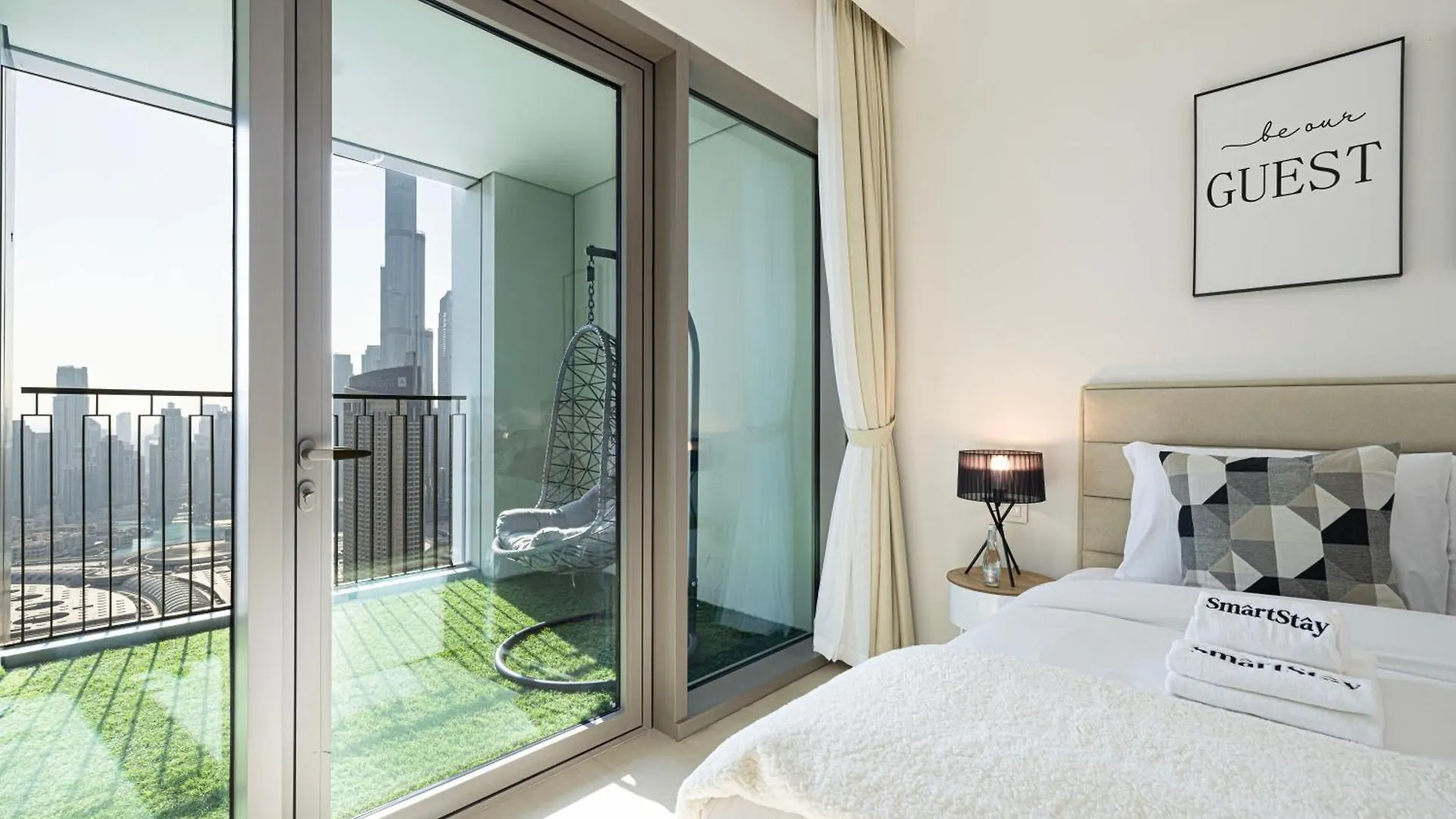 Smartstay At Downtown Views - Best Burj Khalifa View - Brand New Luxury Apartments Dubai United Arab Emirates