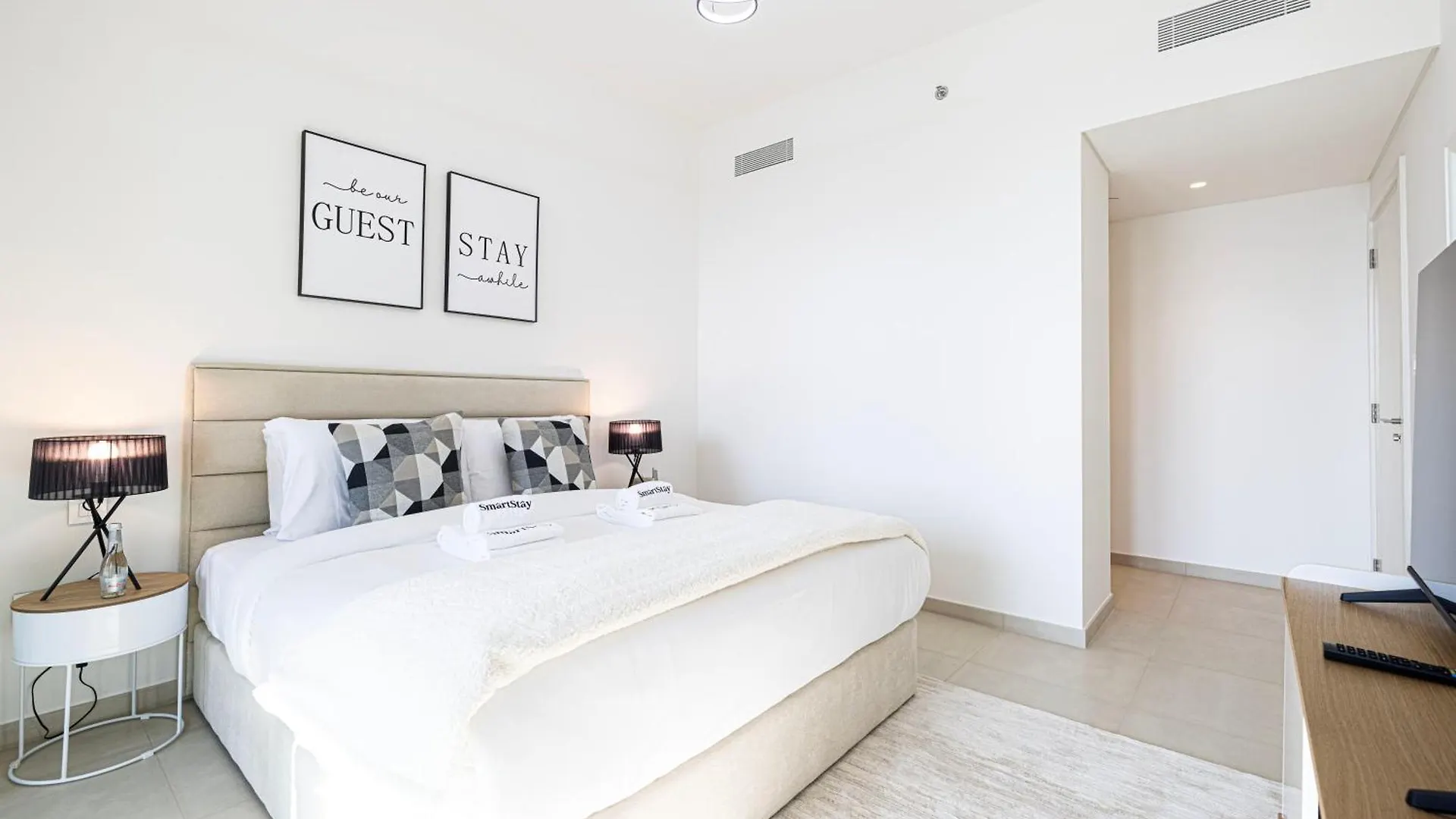 Smartstay At Downtown Views - Best Burj Khalifa View - Brand New Luxury Apartments Dubai